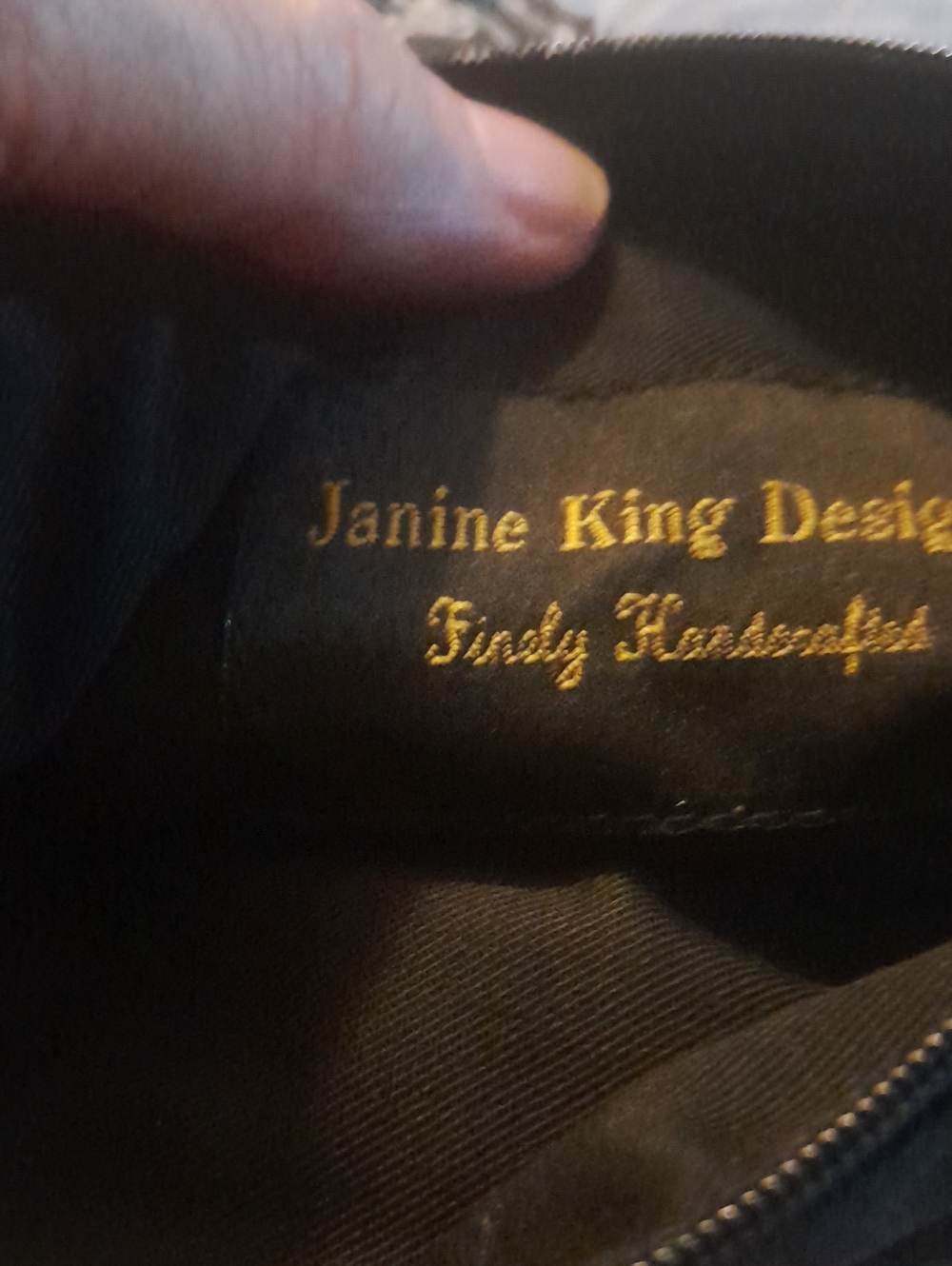 Janine King Designs Finely Handcrafted Cloth Crossbody Purse/Handbag Black & Whi View 3